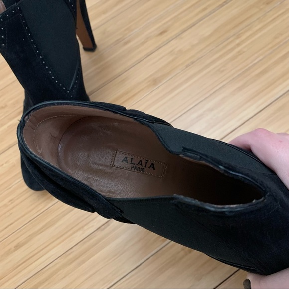 Alaia Black Leather Suede Western Ankle Booties 38.5 - Picture 3 of 6